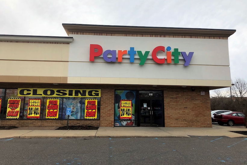 Exterior of closing Party City building