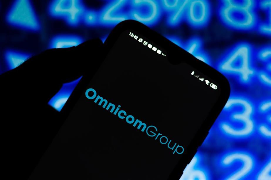 Omnicom logo on iPhone